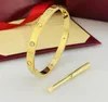 Kärleksskruv Bangle Carter Armband Designer Armband smycken Kvinnor Bangle Fashion Accessories Titanium Steel Eloy Gold-Plated Never Fade With Dust Bag