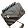 DesignersDesigner Bag Bolsas Bolsas Bolsas Bolsas de ombro Tote Bagg Black Calfskin Classic Diagonal Stripes Correntes acolchoadas Cruz médio de aba dupla