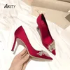 Sandals 2022 Spring Women Bridal Shoes Wedding Shoes High Heels Satin Silk Pumps Female Stiletto Luxurious Pointed Diamond Party Shoes L221107