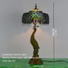 Tischlampen 8M Tiffany-Lampe Pfau Zeitgenössische Retro Kreative Dekoration LED-Licht für Zuhause