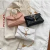 Вечерние сумки, вышитые маленькие квадратные сумки 2022 Женские сумки металл. Форма сердца Оптовая сумка для плеча Rombus Chain Messenger сумка для женщин T221022