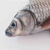 1pc 30cm sevimli simülasyon crucian balıkçılık kucaklaşmış karikatür hayvan balık yastığı küçük balık bebekleri sevgililer için sevgililer j220729