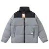 2023 남성용 다운 재킷 파카 여자 재킷 후드 프리미엄 캐주얼 야외 겨울 따뜻한 두꺼운 지퍼 파카 짧은 디자이너 남성 여성 공동 재킷을위한 짧은 디자이너 코트