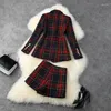 Costumes de femmes de luxe hiver femmes tweed blazer costume top qualité deux pièces tenues rouge plaid double boutonnage veste en laine et shorts