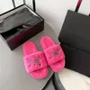 Zapatillas clásicas de peluche para mujeres tacón plano muy cómodo hotel de zapatillas perezosas hotel paja
