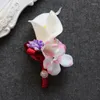 장식용 꽃 웨딩 신랑 Boutonniere 신랑 인 Corsage 인공 Pu Calla Lily Flower Brooches Corages Button -Hole Suil Accessories