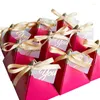 Enveloppe cadeau 50pcs / lot de haute qualité Rose Rose Pyramide Boîtes de bonbons de mariage Favors Box Party Favor Decoration