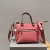 Kadın Tote Çanta Tasarımcı Çanta Deri Çanta Kalp Kalp Omuz Basit Müşterisi Büyük Totes Zarif Bayanlar Crossbody Cüzdanlar Plaj Çantaları 220917 240511