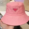 2023 mode vrije tijd hoed ontwerper hoed heren en dames hoed jongens meisjes lente/zomer dagen dunne hoed geschenk van Valentijnsdag geschenk emmer hoed blauwe pet muts roze zwart wit