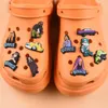 1pcs clássicos de sapatos PVC de desenho animado para decorações de olho de coração croc para sapatos de entupimento acessórios de sandália de jardim para adultgifts