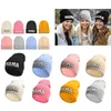 Nieuwe winter Mama Letter Mini Wool Acryl Gebreide petten Vrouwen Solid Color Skullies Beanies Hip Hop Outdoor Warm voor Girl Gift Ski Hat