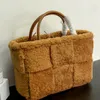 حقيبة حمل صوف Lamb Classic Check Handbag Handies Ladies Wool Wool Handbags Qualit