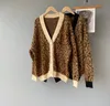 여성 스웨터 레오파드 프린트 카디건 버튼 느슨한 캐주얼 V 목 코트 새로운 한국 패션 여성 니트 재킷