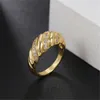 Ringos de cluster Croissant Dome Ring for Women CZ Stove Pavor empilhável Jóias de moda ousadas de zircônia cúbica anilos mujer