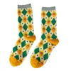 Socken Strumpfwaren 2 Paar Drucken Nette Lange Winter Socken Frauen Mode Neue Blumen Baumwolle Socken Set Kawaii Atmungsaktive Koreanischen Stil Streetwear Socken T221102