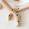 Chaussettes Bonneterie Imprimé Floral Chaussettes Femmes Harajuku Vintage Streetwear Crew Chaussettes Japonais Kawaii Mignon Mode Coréenne Coton Longue Chaussette Cadeaux T221102