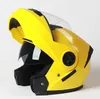 Casques de cyclisme 2021 Nouvelle arrivée DOT Certification Professional Racing Flip Up Casque Hommes Moto ABS Matériel Modulaire Double Lentille Casques T221107