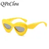 Gafas de sol 2022 Moda de labios sexy únicos Mujeres Marca Vintage Punk Color Sun Glasses Femenino Funny Party Sombras2325