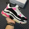 2021 criado patente Luxurys Designers Triple S Treinadores Casual Daddy Shoes Paris 17 FW Sneakers Men Women Crystal Bottom Branco Preto