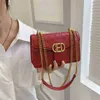 Bolsa saco feminina nova cadeia de letra sling estilos de ombro único estilo de bolsa quadrada venda de bolsa