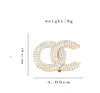 23SS Lüks Marka Tasarımcıları Mektuplar Broşlar Ünlü Kadınlar 18K Altın Kaplama Broş Takım Pin Moda Mücevher Accessorie Düğün Hediyesi
