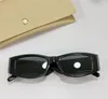 Ny modedesign Solglasögon 1001 Square Frame American Street Style Populära mångsidiga utomhus UV400 -skydd Eyewear302J