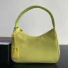 Diamond Handbag Canvas Hobo Bag designer axelväskor för kvinnor bröstpaket mode tote kedjor hand lady presbyopic handväska handväskor68
