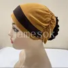 Duas cores Hijab muçulmano com Flor Pull on Hat Islâmico Hijab Turbano Hijab Completo Mulheres Cabeças de Cabeça De903