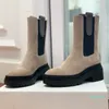 Designer de luxo Mulheres Botas de tornozelo moda moda genu￭na camur￧a couro feminino chelsea booties runway plataform cujas escorregaram na mulher curta f￪mea de bota curta