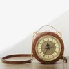 Kvällspåsar 2022 Fashion Chain Clock Form Läderväska Cirkulära damer Handväska Purse Shoulder Crossbody Messenger