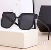 Designer di occhiali da sole di moda per uomo occhiali da sole da sole uomini donne unisex Brand occhiali per la spiaggia polarizzato Uv400 nero bianco bianco