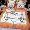 Ensembles de literie orange / blanc satin égyptien coton war cheval d'impression numérique ensemble de couvrette de couvre-lin lit à taquets