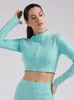 المسارات النسائية للنساء من الأكمام الطويلة مجموعات الأزياء bodysuit معطف ألوان متماسكة ولياقة الرياضية شورت اليوغا 2 قطع الإناث