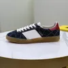 gemensamt Trainer Skor dam herr skor nya anländer Designer sneakers storlek 35-46 modell QL41