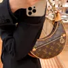 Designer Bags Loop Bag Croissant Hobo Chain Crossbody Shoulder Bags Cosmetic Halfmoon Underarm Purses Brown Handbags Designers M8269I