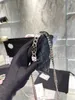 2022 Nuova mini borsa a catena smaltata da donna litchi logo smaltato portatile in pelle di mucca