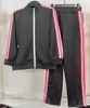 Tracksuit designer tracksuits män mens passar trettdräkt kvinnor svett kostymer man spår byxa brev kläder hip hopp avslappnad långärmad kofta dragkedja jogger s s s s