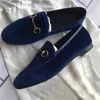 Chaussures Habillées Chaussure Décontractée Hommes Piétinement Mocassins Paresseux Classique Femmes Designer Plat 100% Authentique Boucle En Métal De Vachette Dame En Cuir Lettre Mules