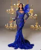 Lujosos vestidos de noche de plumas Abiye Beads árabes Royal Blue Prom Vestidos de cuerpo entero robe de soiree