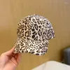 Ball Caps Ladies LEOPARD PRIMEIRA BASEBOL BASEBOL PRIMEIRA Viagem ao ar livre Elegante Casual Casual Autono Sports Moda versátil Sun Hat Hat