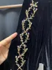 Kvinnors blusar Autumn and Winter 2022 Hand Broken Flower Embroidery Sexig Deep V-Neck Velvet Top Women