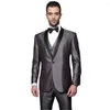 Abiti da uomo Abito da uomo elegante One Button Smoking dello sposo argento lucido con scialle nero Risvolto Uomo da sposa Groomsman