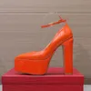 더블 플랫폼 하이힐 신발 여성용 두꺼운 드레스 신발 버클 섹시 패션 특허 가죽 고급 디자이너 포인 15.5cm 웨딩 파티 신발