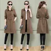 Kvinnors dikerockar 2022 Kvinnor Spring Coat Raincoat Thin Windbreaker Ladies Fashion Korea Single-Breasted 967