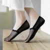 Socks Hosiery Fashion Sock Slippers Women 2021 New Women Invisible Sock Slippers Color Thin Mesh Transparent Women's Socks Korea Style T221116