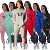 Tasarımcı Marka Jogging Women Preadsuits Mektup Baskı 2 Parça Setleri 3xl Uzun Kollu Ter Tersleri Hoodies Pantolon Kıyafetleri Spor Giyim Sonbahar Kış Femme Giysileri 8876-1