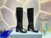 P Triangle Prad Luxury Boots Designer Schwarzes Leder High Heel Almond Toe Seitlicher Reißverschluss Damenstiefel Neu