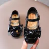 Scarpe basse Ragazze 2022 Autunno Baby Princess Big Bowtie Flats Bianco Nero Giallo Kids Dress Leather Party Dance Toddlers