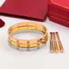 Rostfritt stål Mensarmband Designer Bangles Love Diamond Inlay Armband Titanium Steel Rose Armlets Bangle Women Män Skruv Skruvmejsel smycken Pargåvor