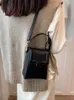 Kv￤llsp￥sar mini iPhone crossbody f￶r kvinnor designer pu l￤der kvinnlig axelv￤ska topphandtag lyx kvinnors handv￤ska casual resor